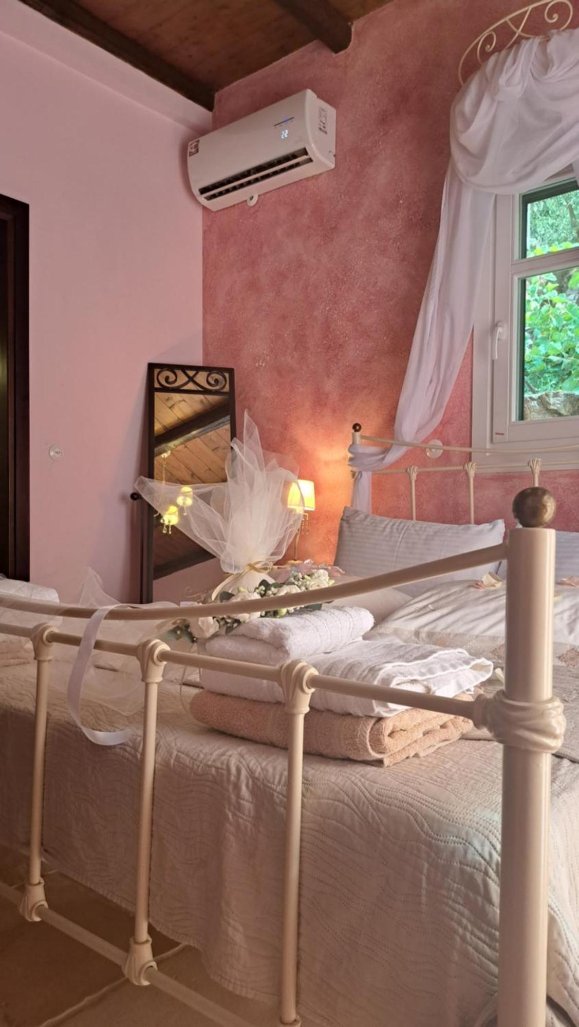 Country Villa Atheras Luaran gambar