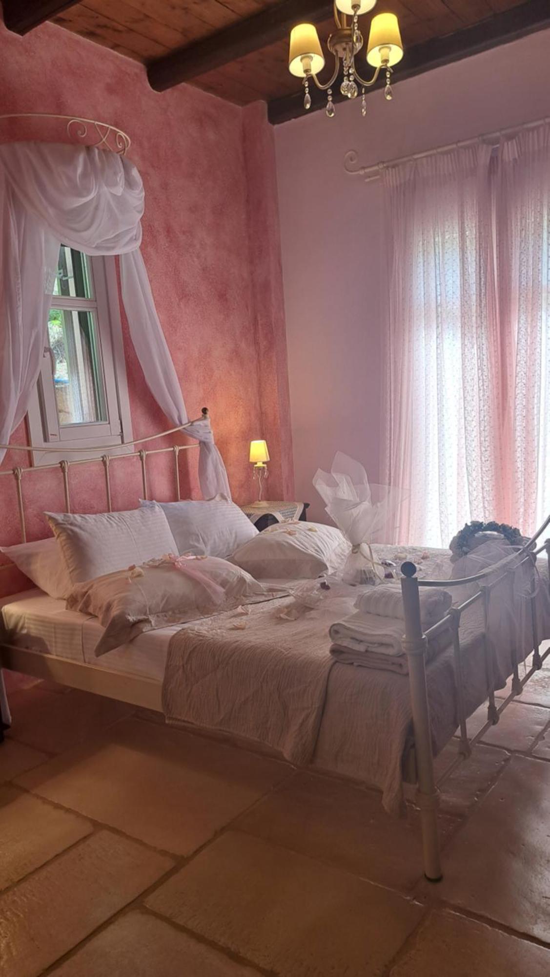Country Villa Atheras Bilik gambar